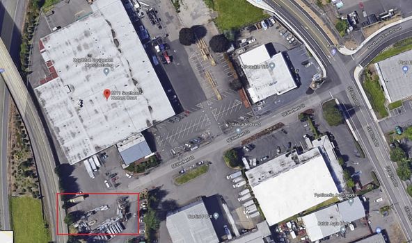 Industrial For Lease: 8811 SE Herbert Ct, Clackamas, OR 97015